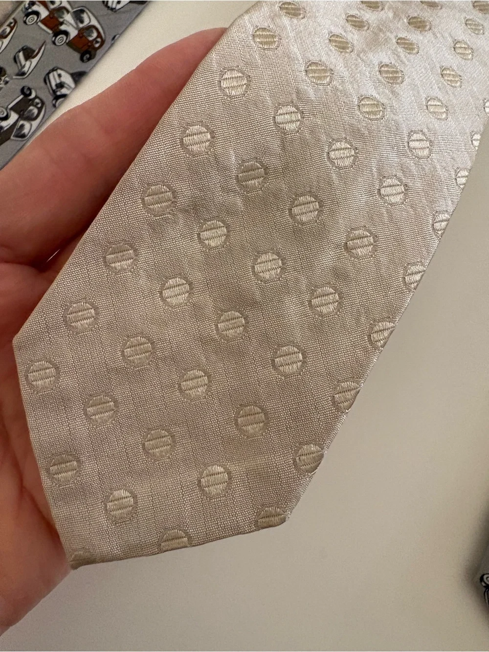 Dolce & Gabbana Beige Silk Tie with Vintage Car Motif